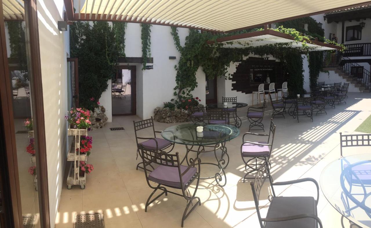 Hotel Resort Cueva Del Fraile كوينكا المظهر الخارجي الصورة